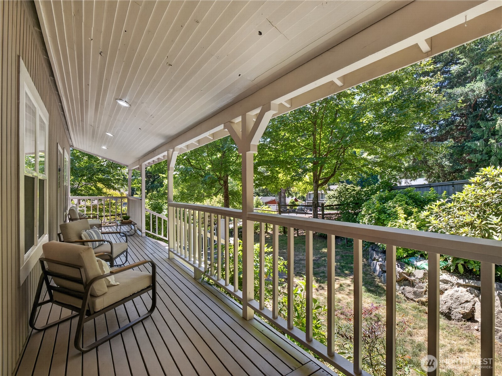 420 222nd Avenue Property Photo 5