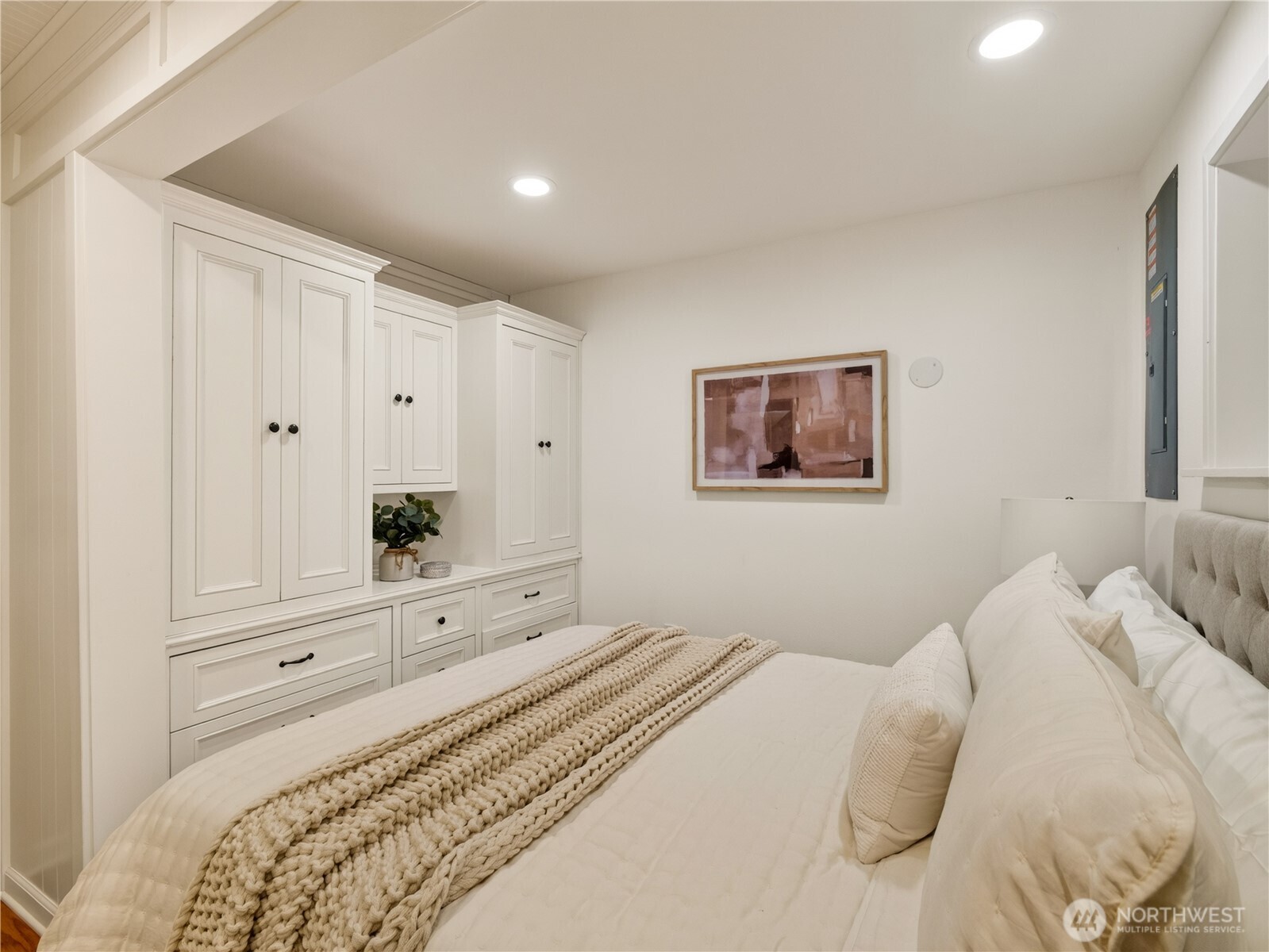 420 222nd Avenue Property Photo 16