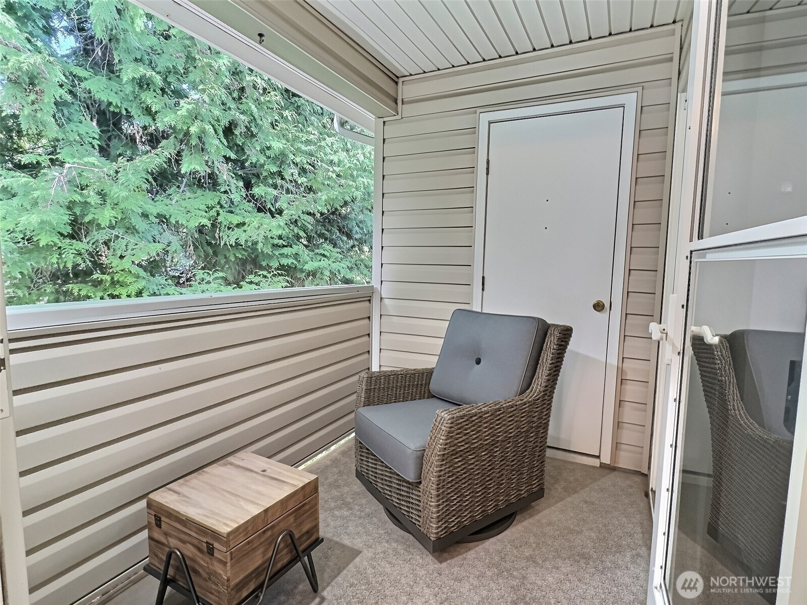 11130 Se 208th Street B204 Property Photo 7