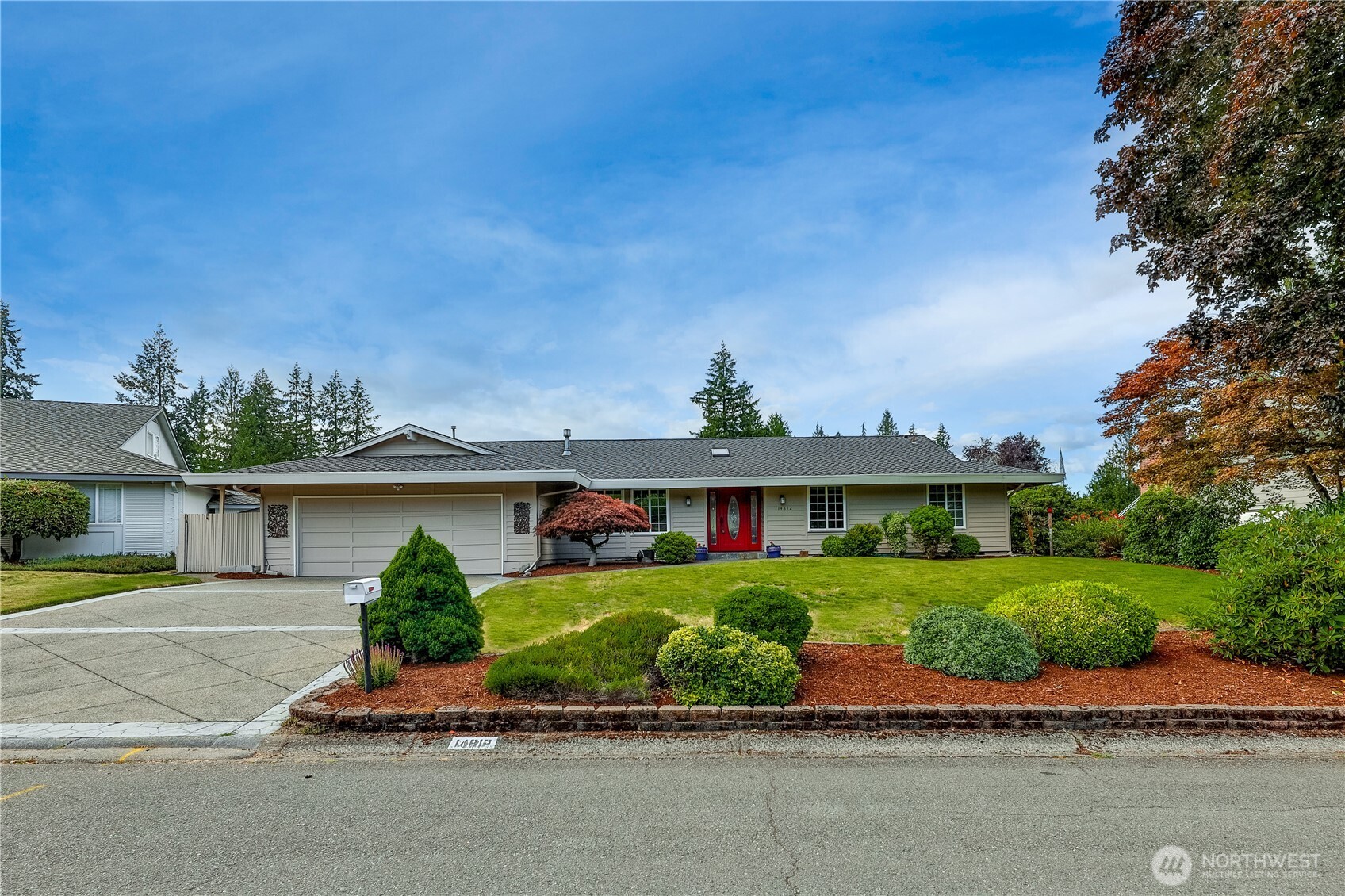 14812 Se 170th Street Property Photo 3