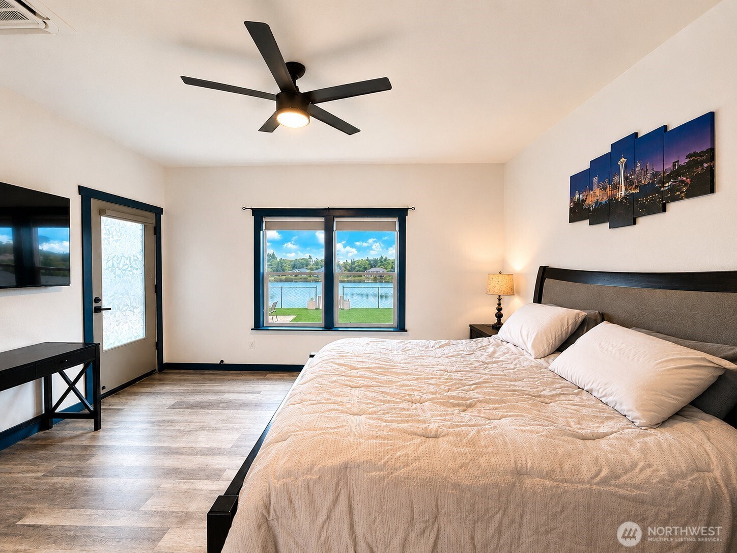 574 Weatherwax Loop Property Photo 14
