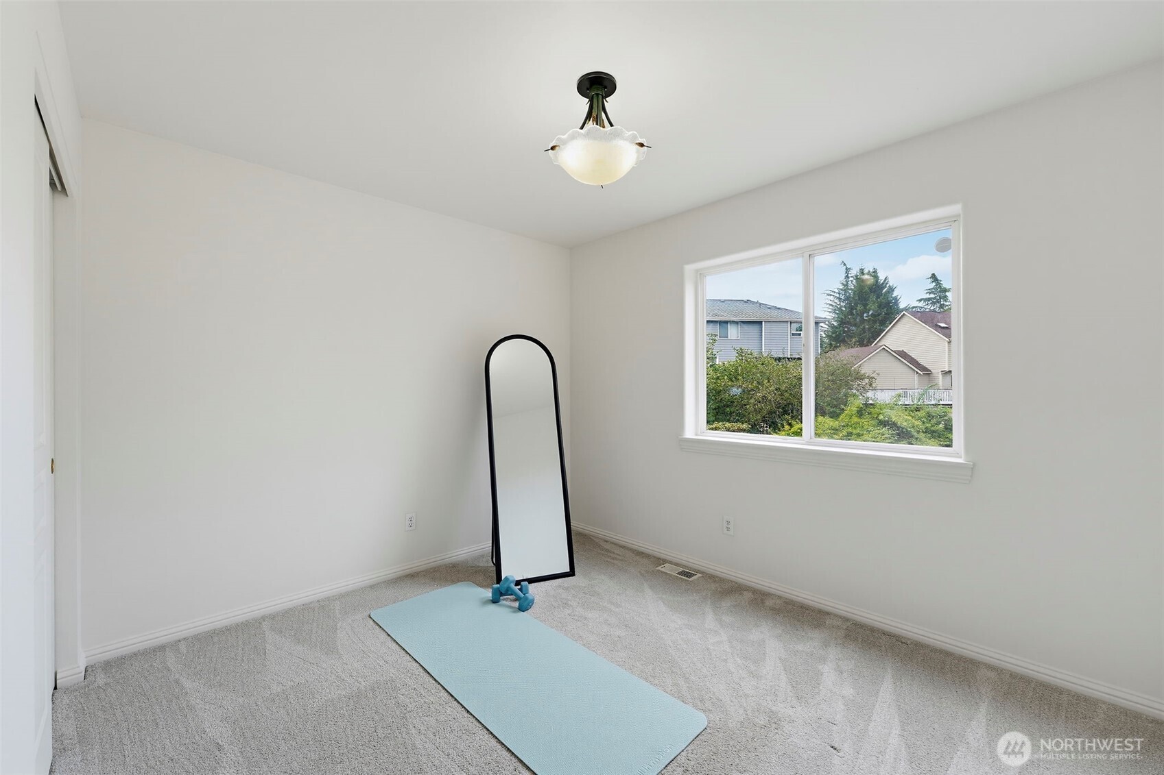 37815 21st Court Property Photo 19