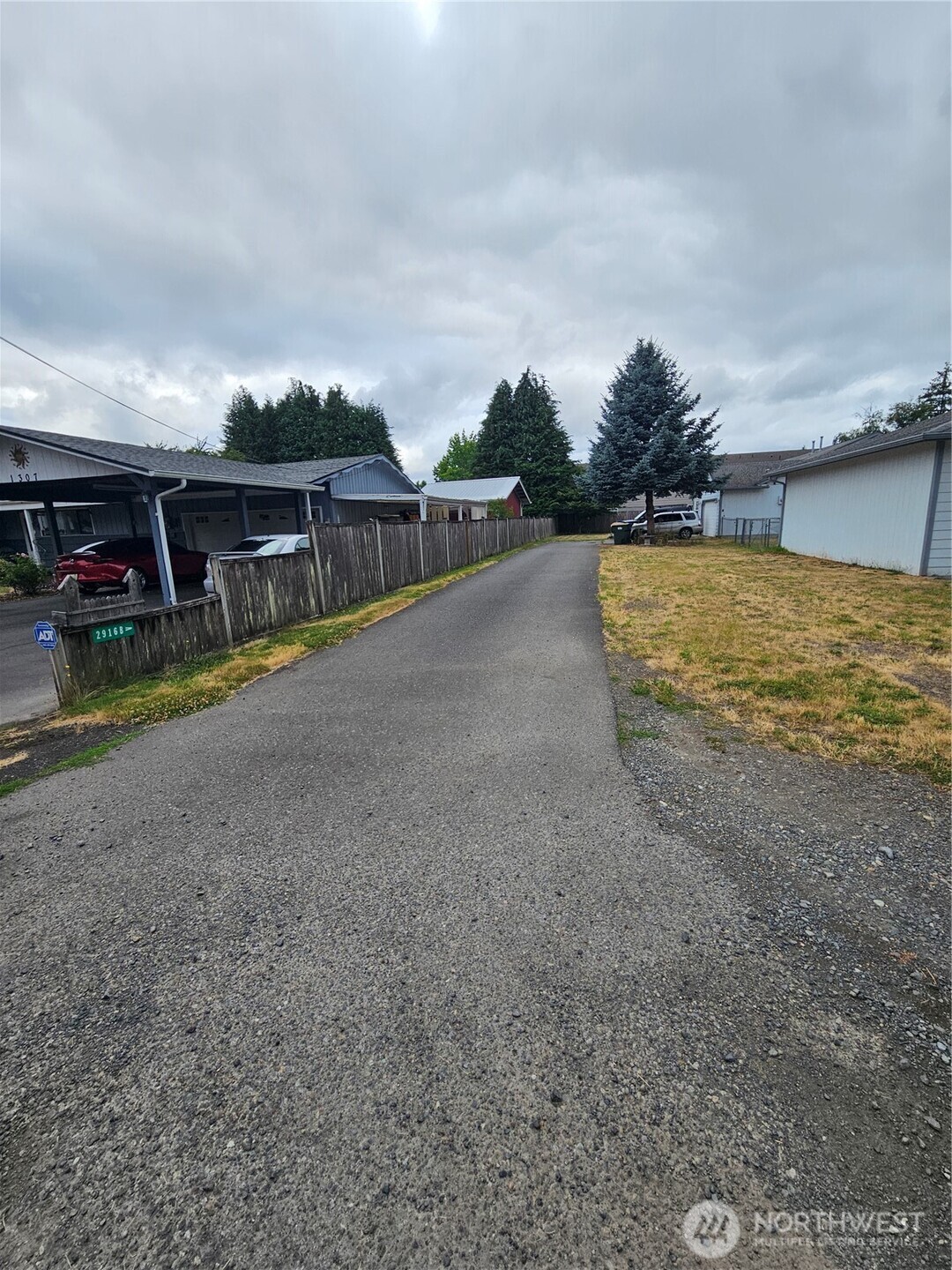 2916 Russell Road Property Photo 12