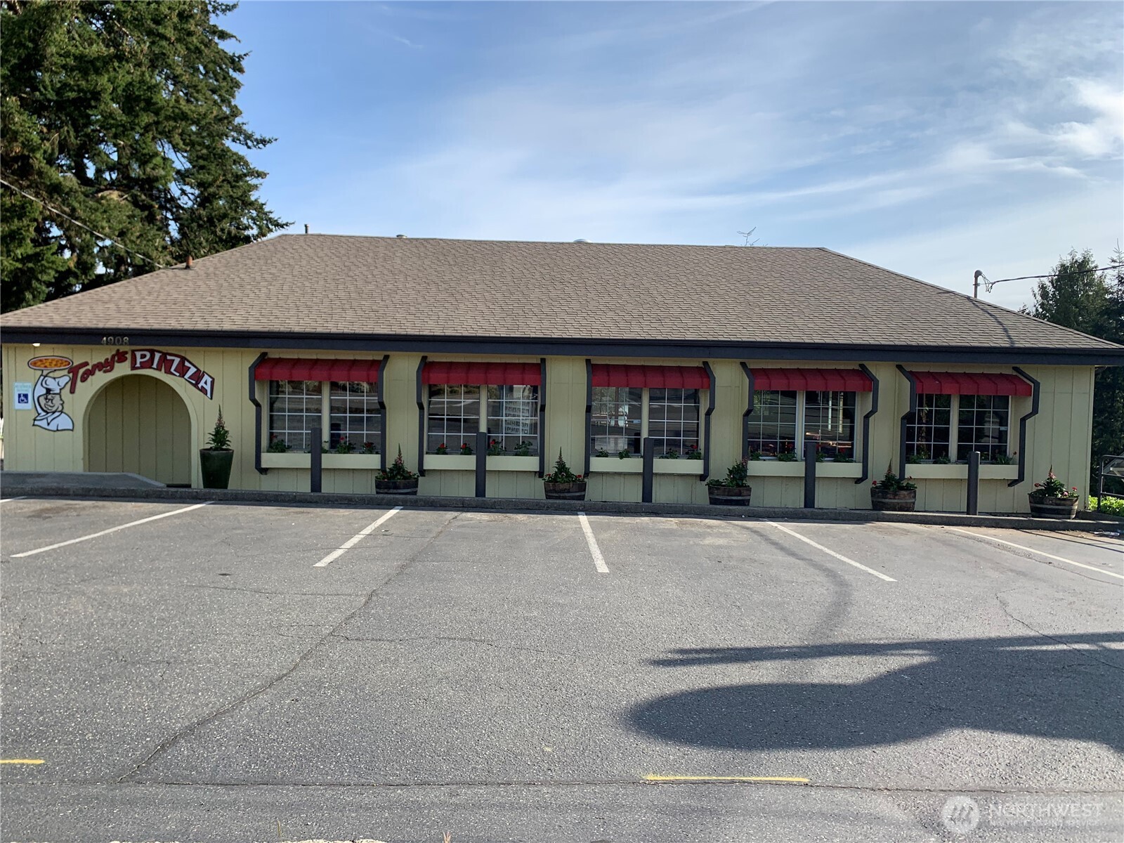 4908 Kitsap Way Property Photo 1