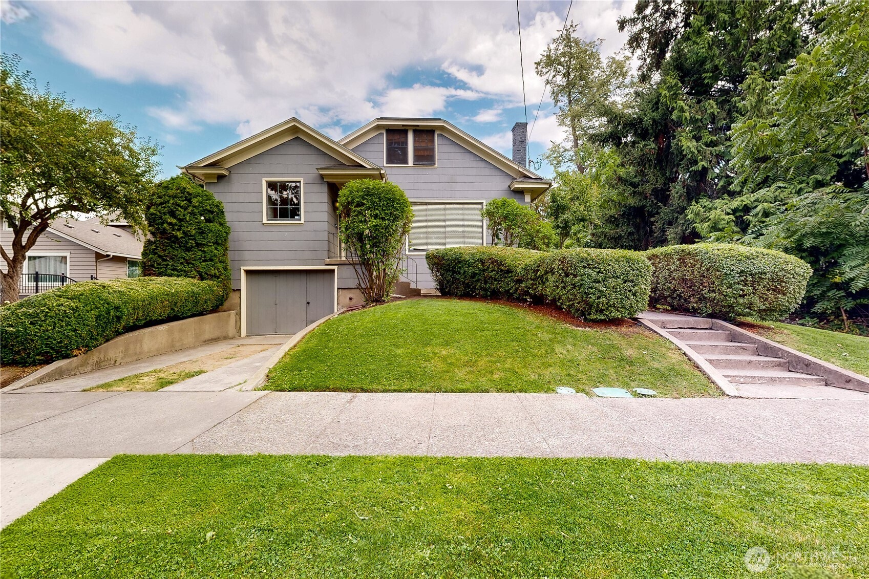 724 Valencia Street Property Photo 1