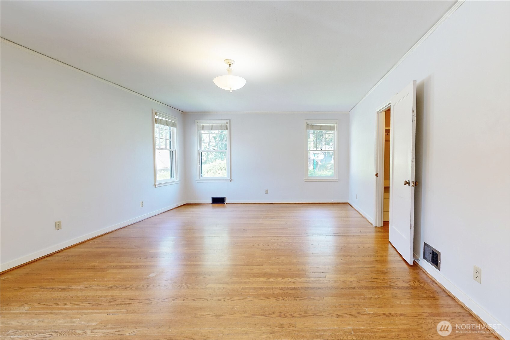 724 Valencia Street Property Photo 17