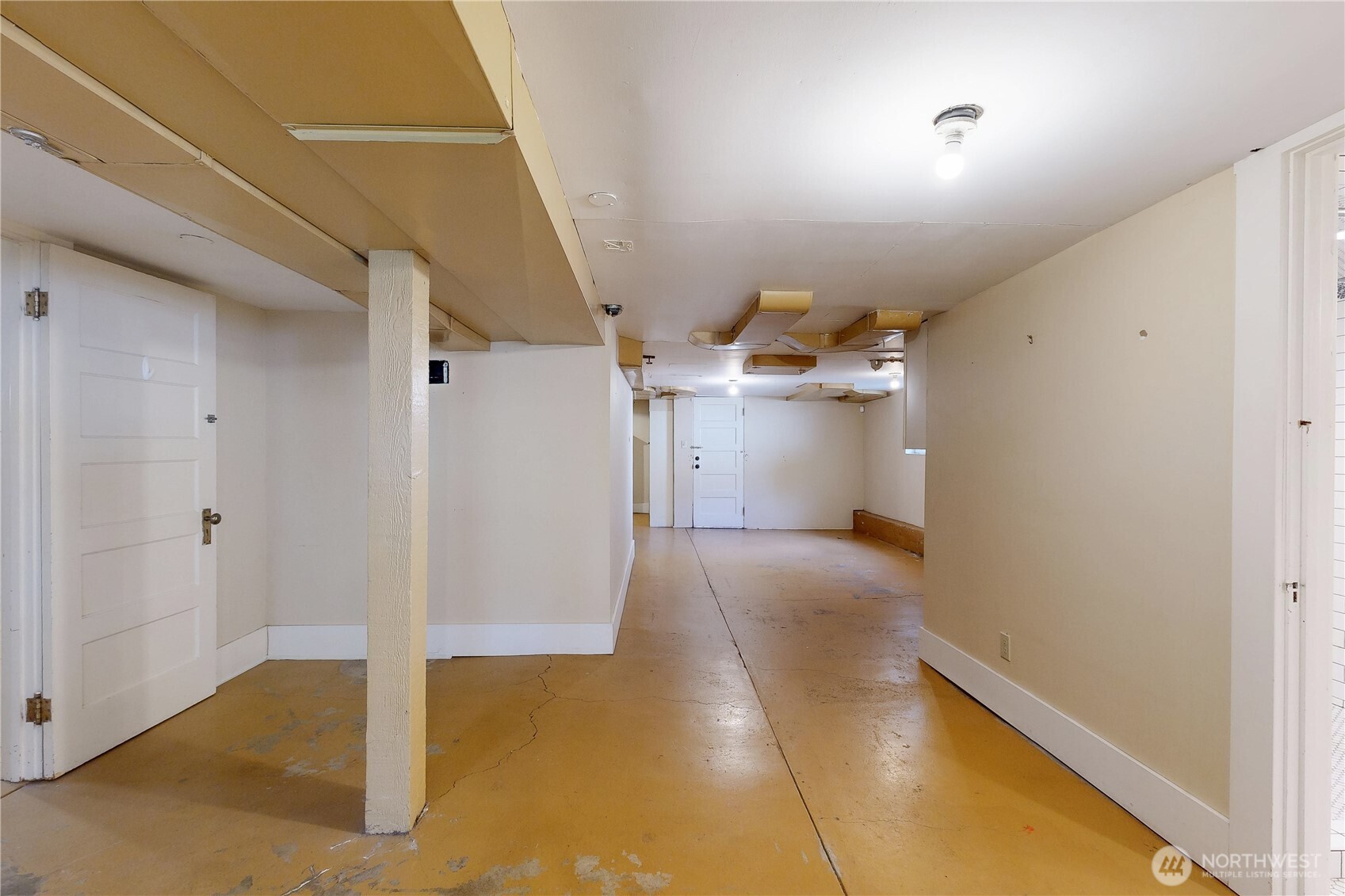 724 Valencia Street Property Photo 28
