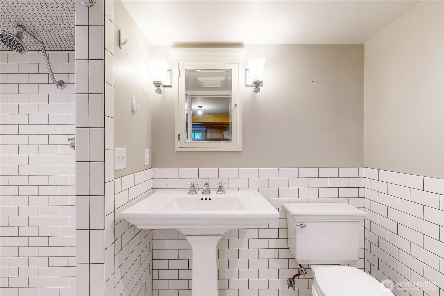 724 Valencia Street Property Photo 32