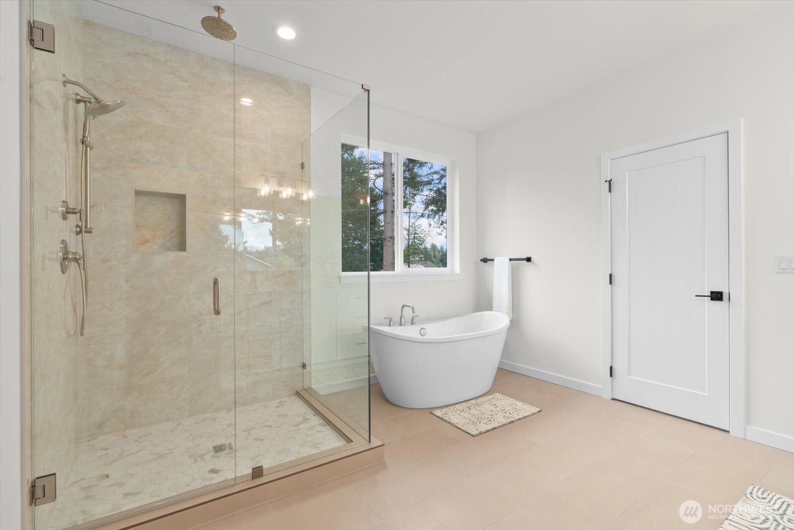 22012 Se 276th Place Property Photo 24