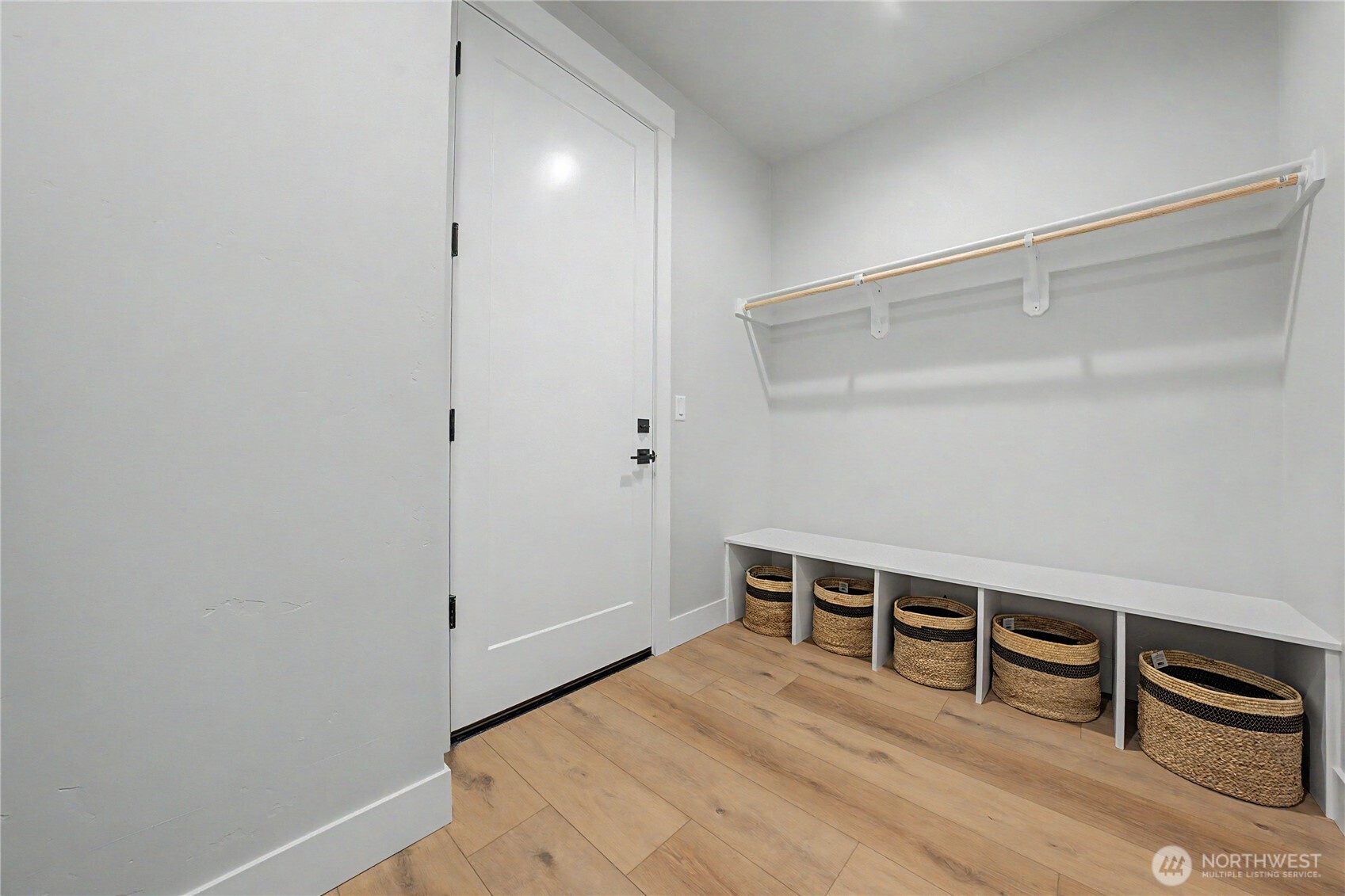 567 S Perry Avenue Property Photo 28