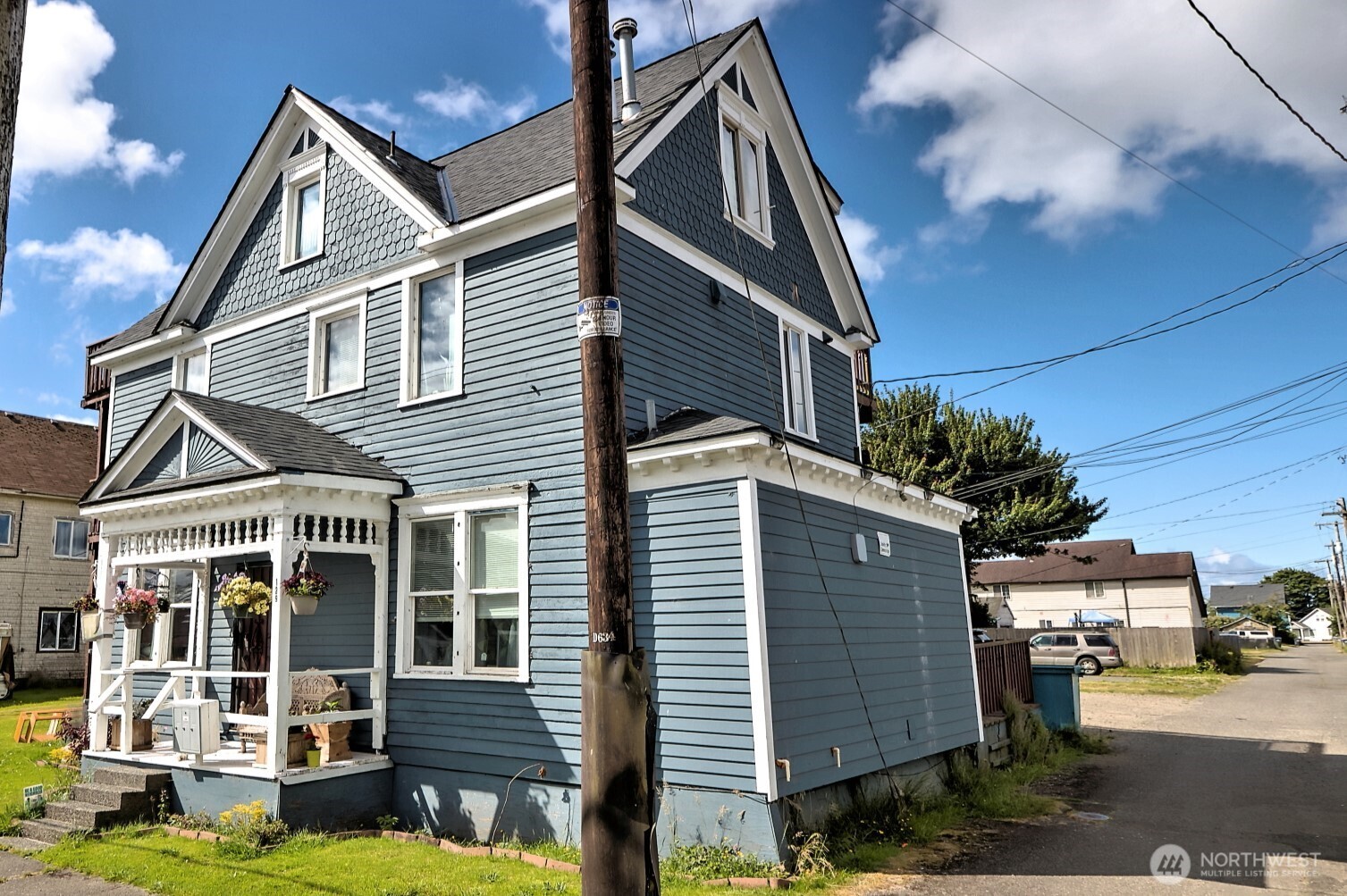 109 N Washington Street Property Photo 1