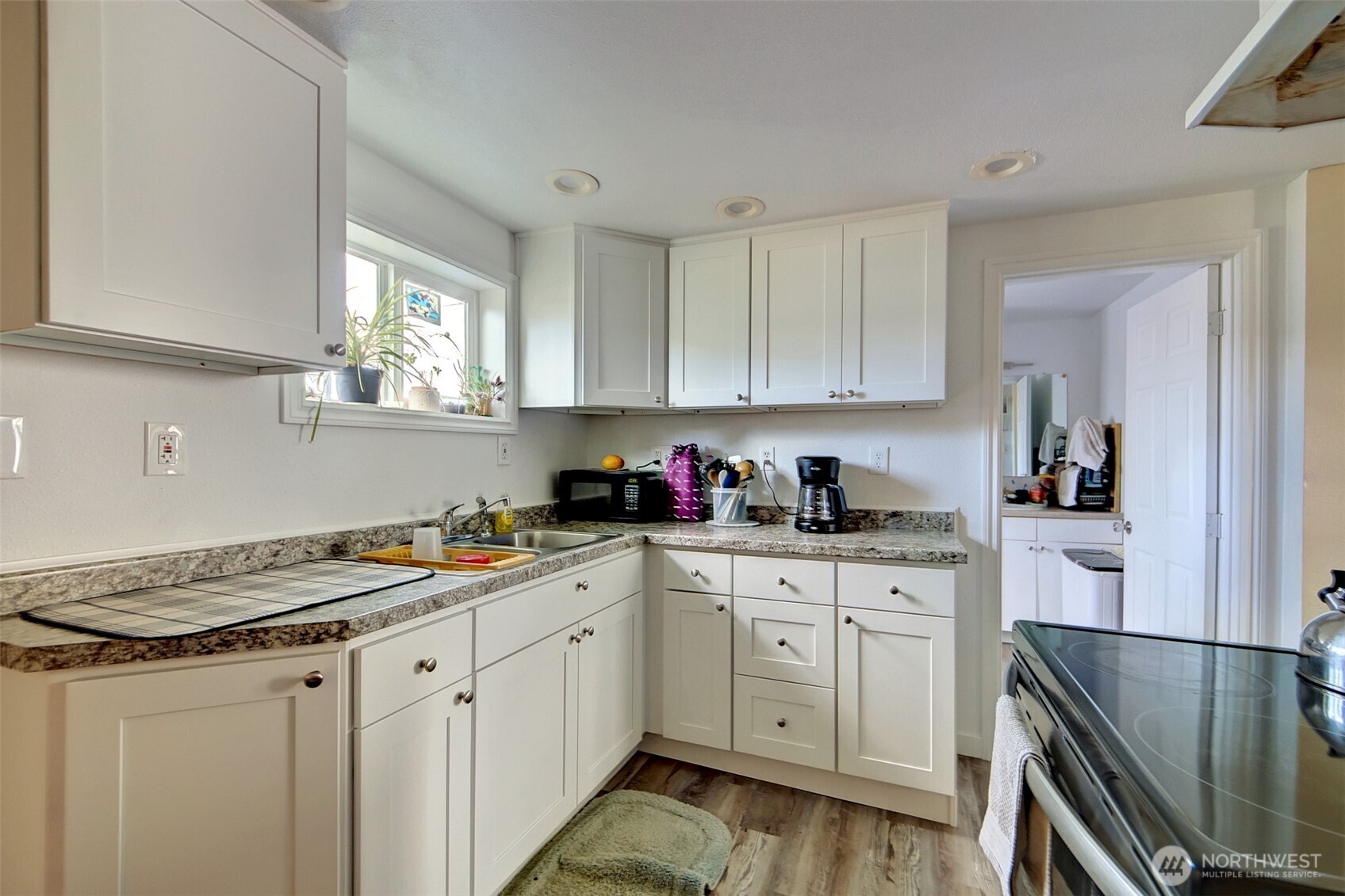 109 N Washington Street Property Photo 10