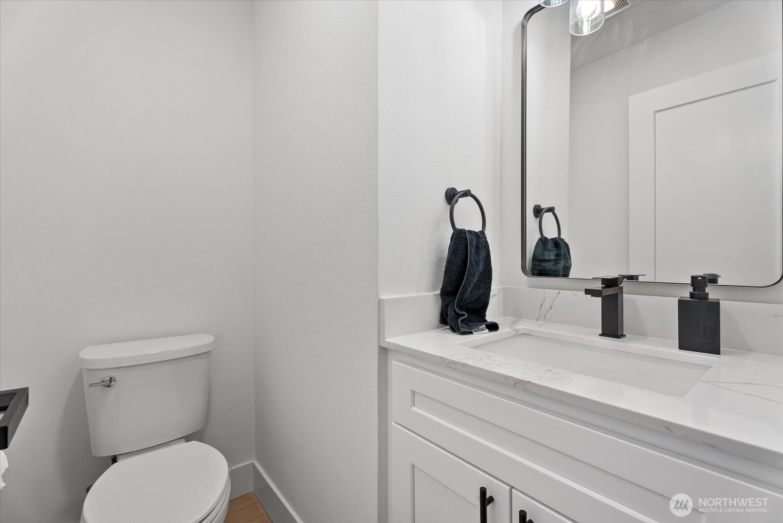 18001 77th Street Property Photo 25