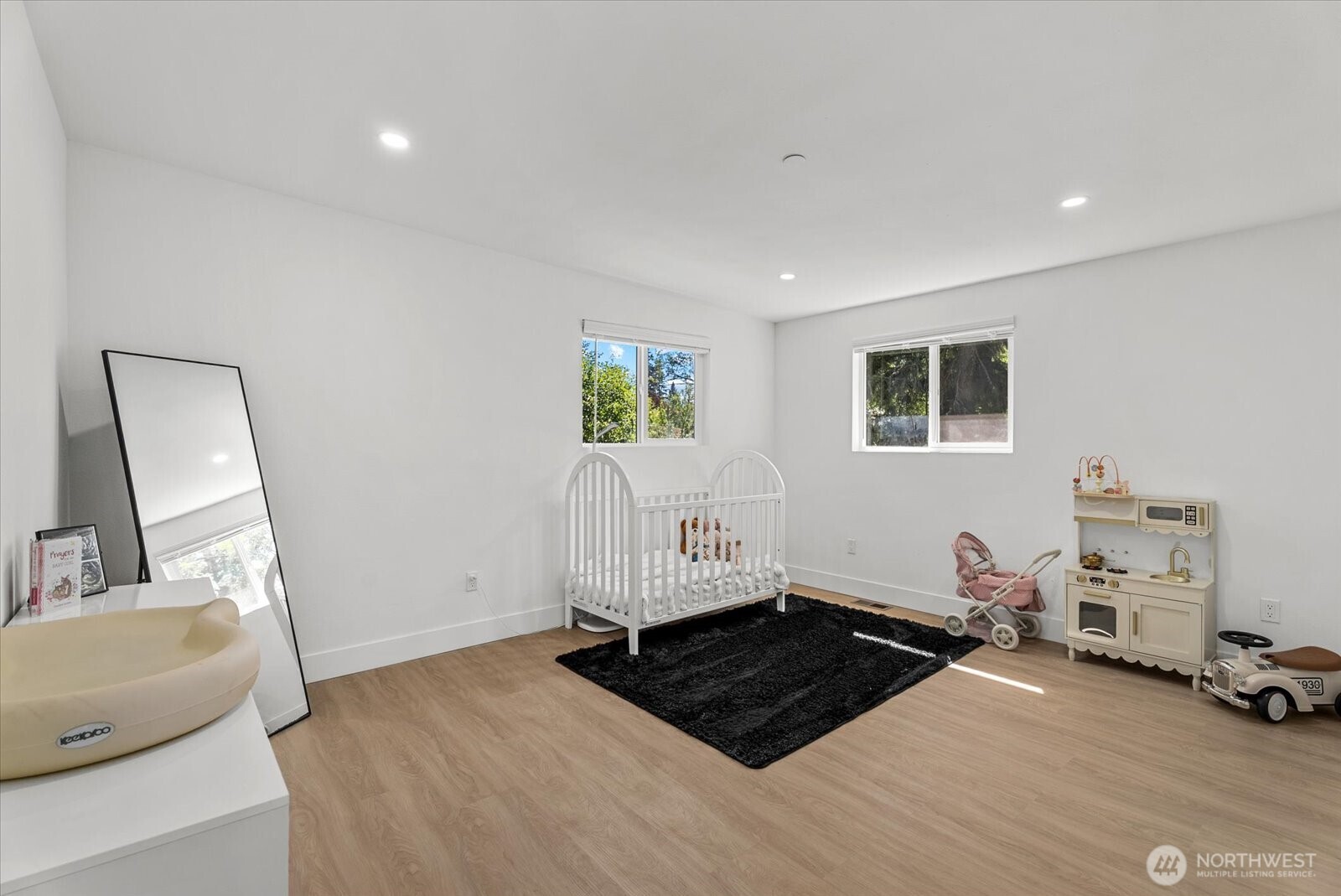 18001 77th Street Property Photo 26