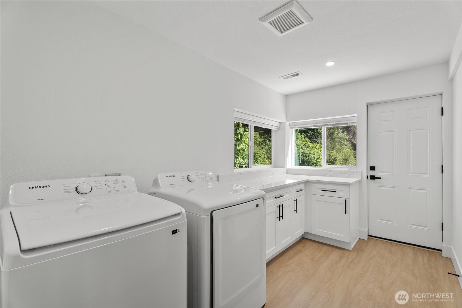 18001 77th Street Property Photo 34