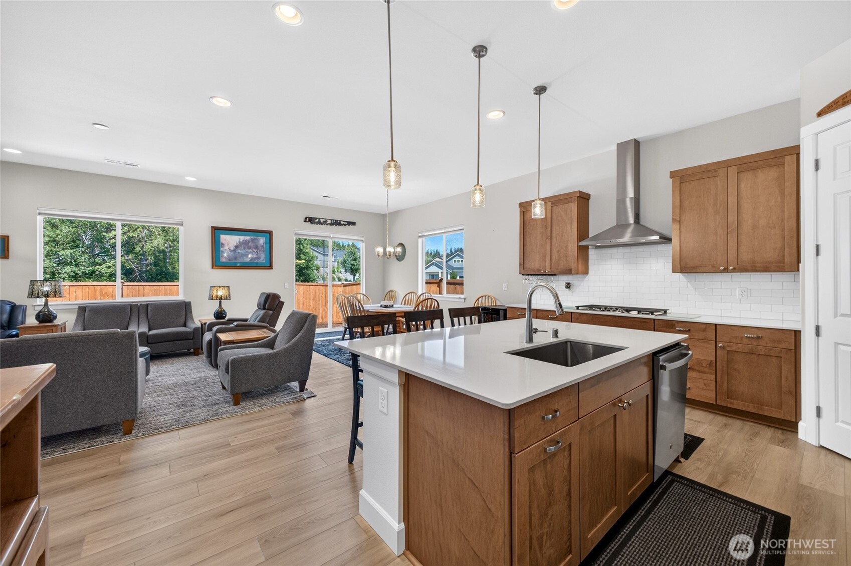 6158 Marymere Road Property Photo 6