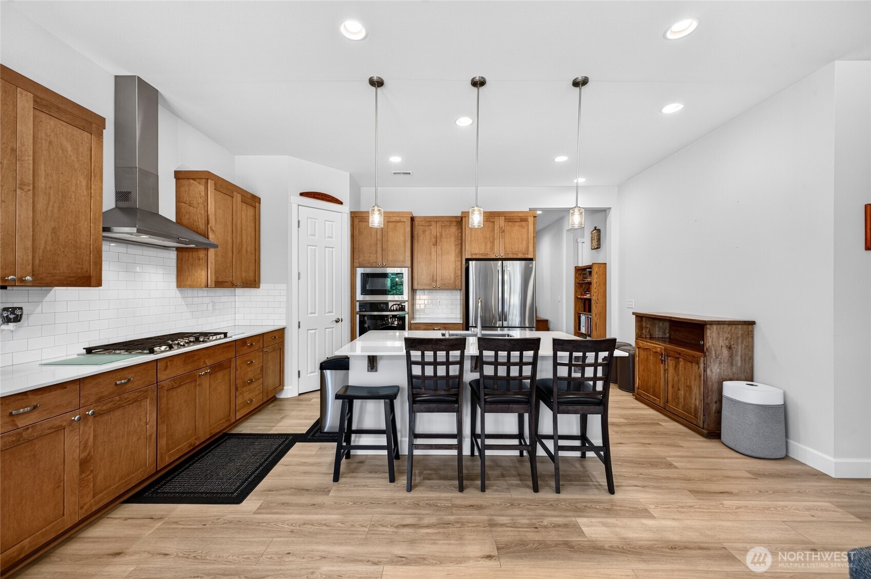 6158 Marymere Road Property Photo 8