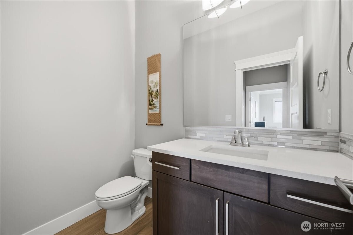 5483 S Kent Street Property Photo 26