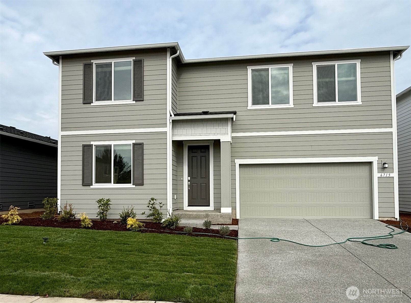 6715 285th Place Property Photo 1
