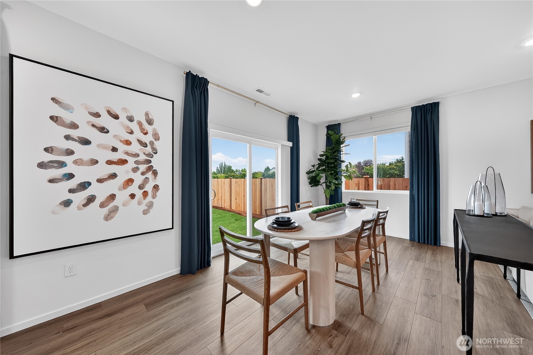 6715 285th Place Property Photo 8