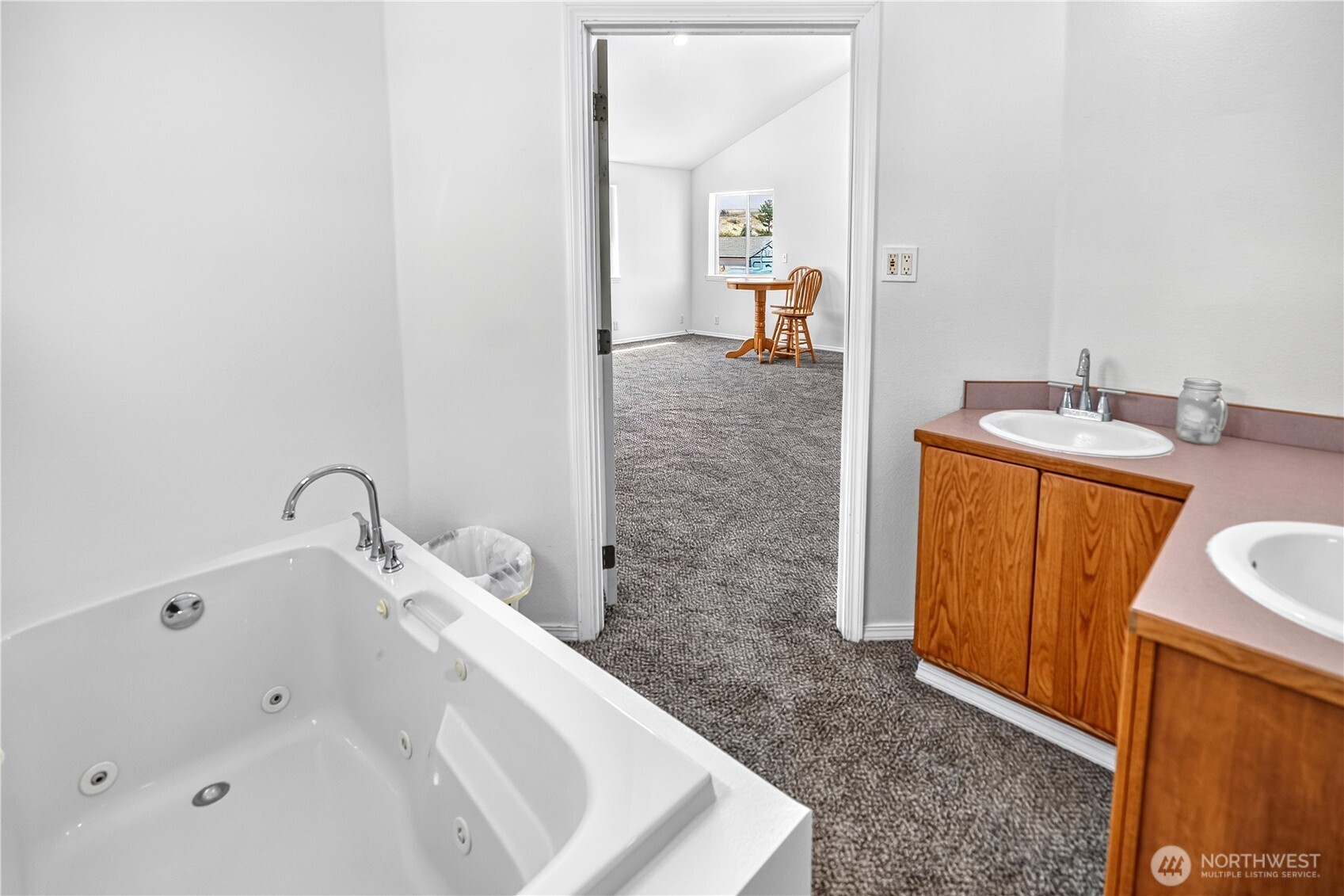 40 Cherry Street Property Photo 9