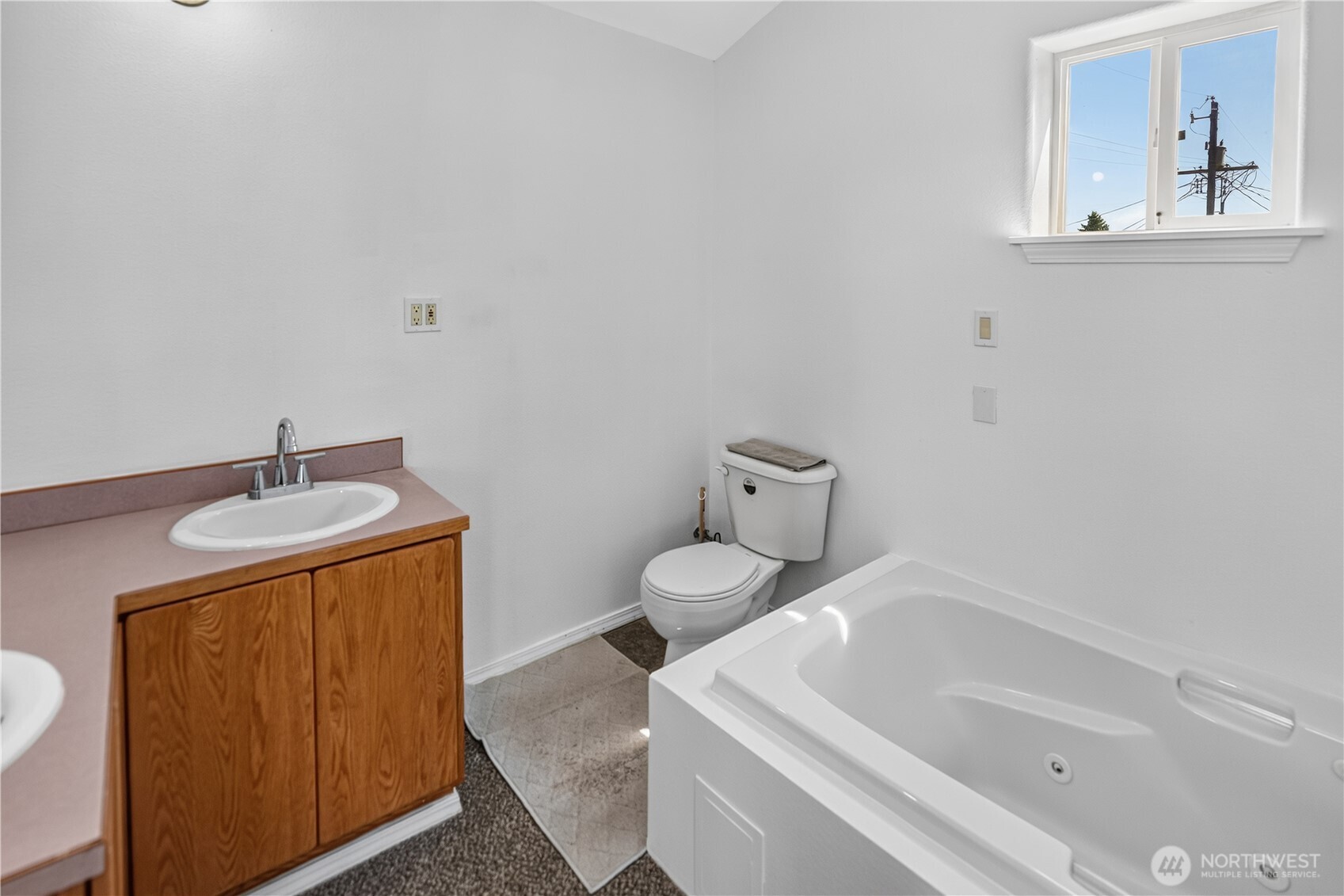 40 Cherry Street Property Photo 10
