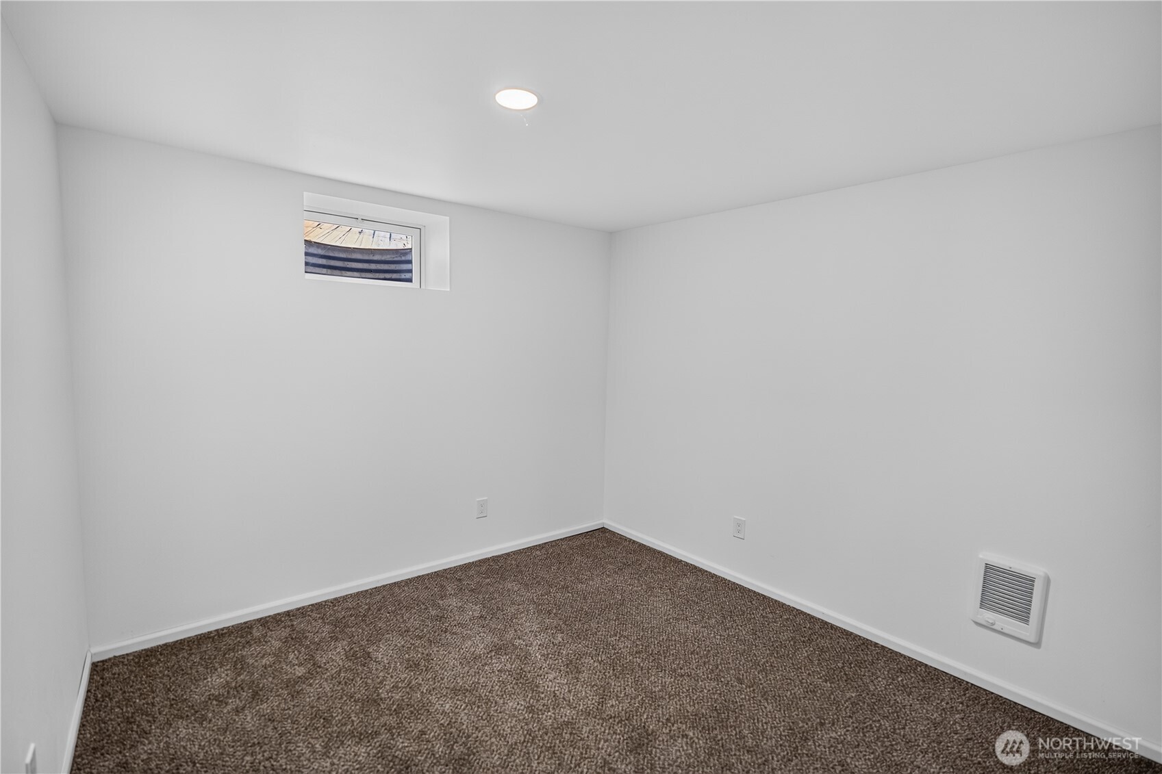 40 Cherry Street Property Photo 16