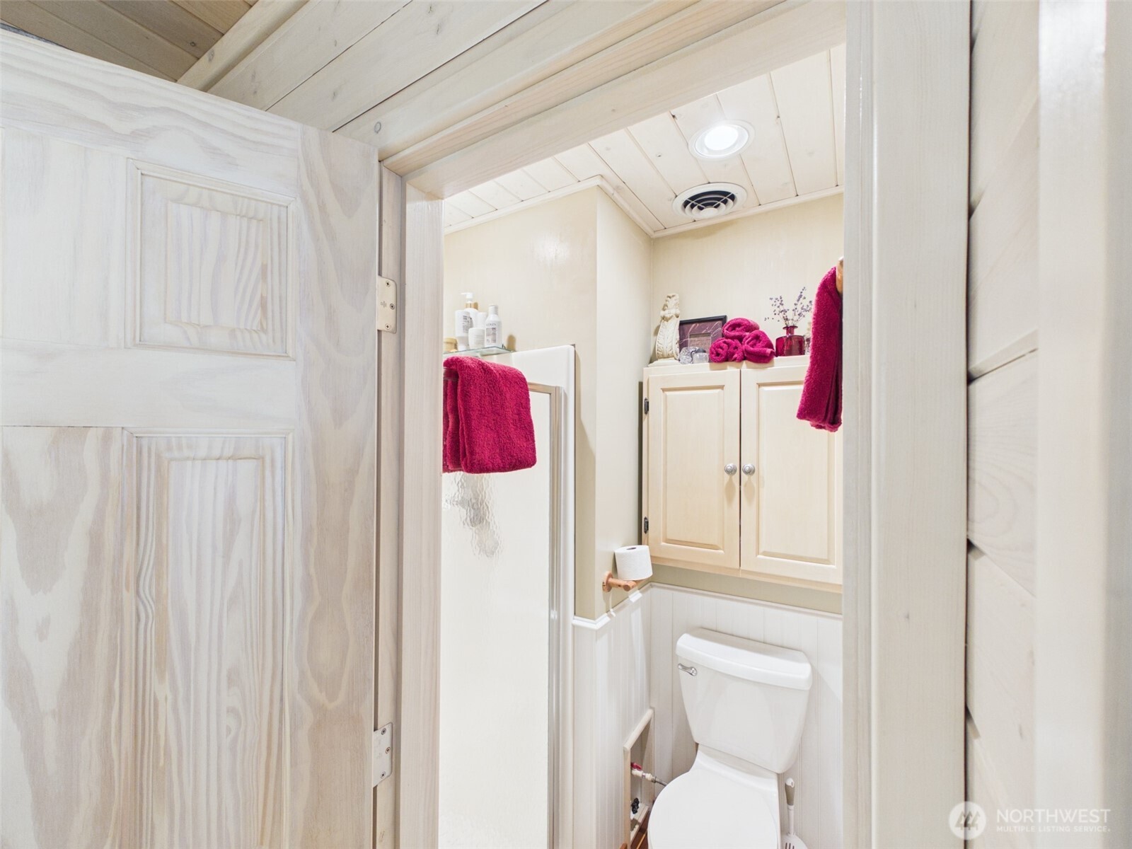 10 Wayland Cove Road Property Photo 17