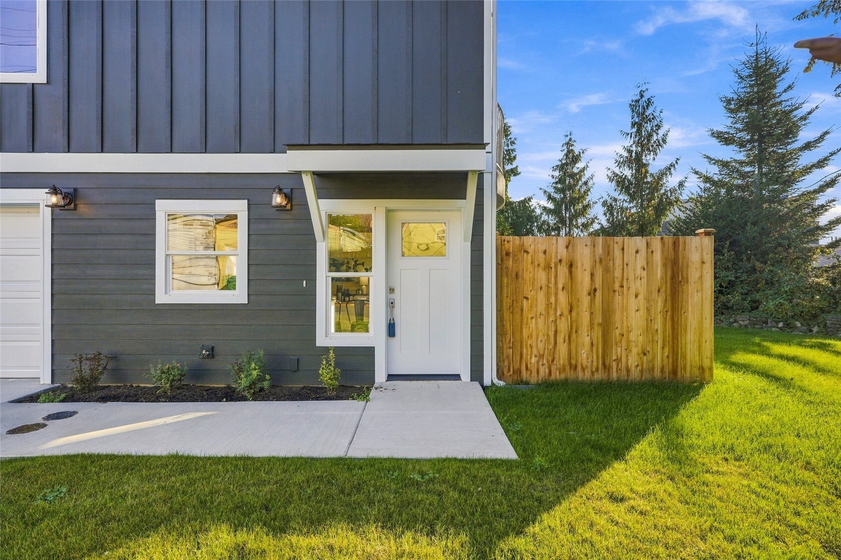 1711 12th Street B Property Photo 3