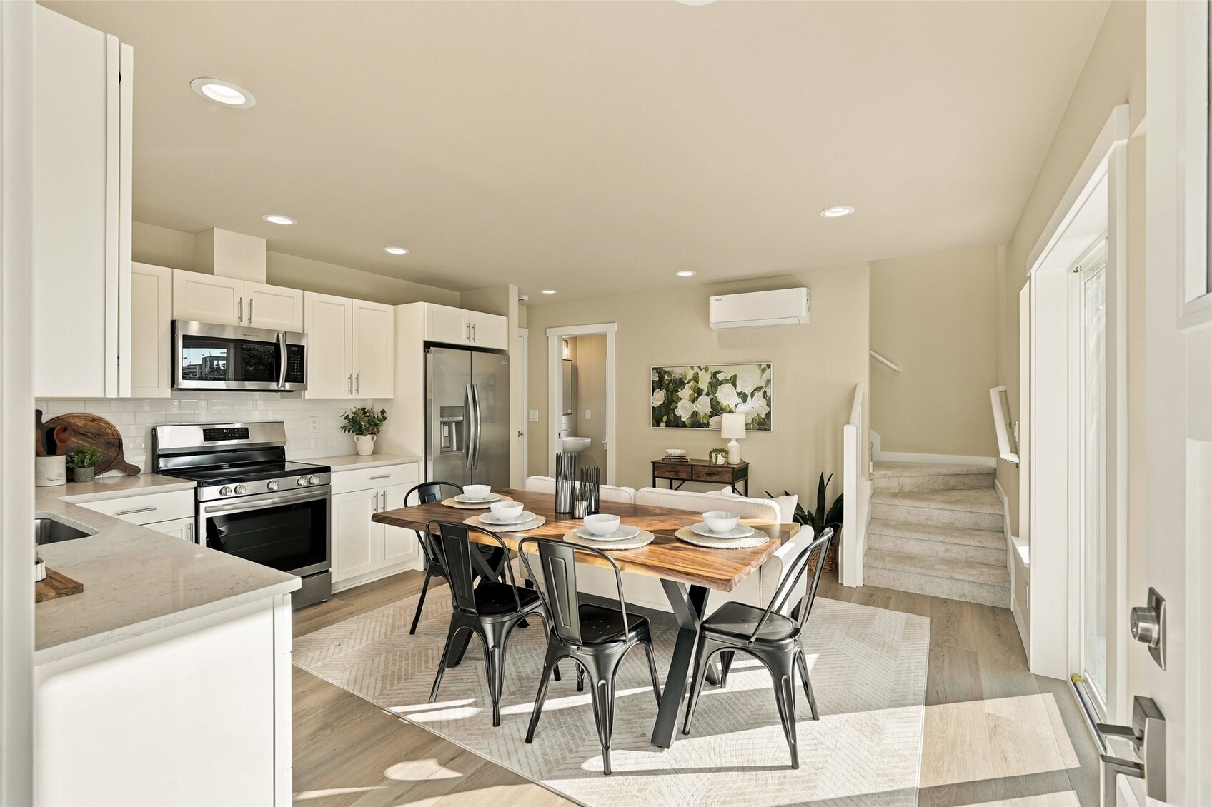 1711 12th Street B Property Photo 5