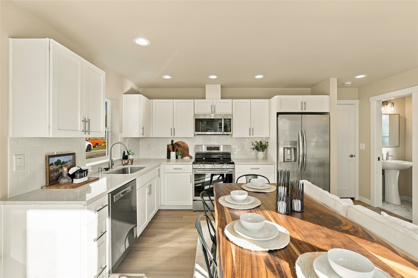 1711 12th Street B Property Photo 6