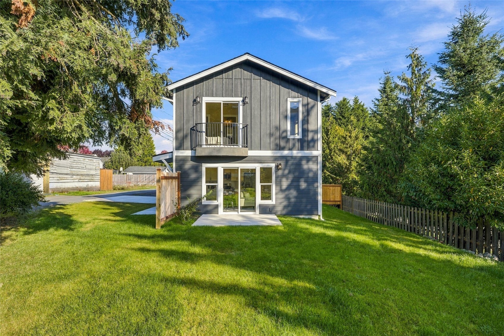 1711 12th Street B Property Photo 23