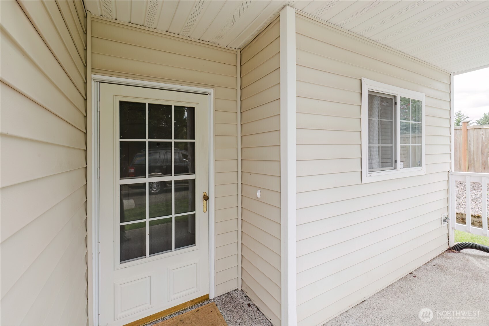2759 Diamond Loop 3a Property Photo 5