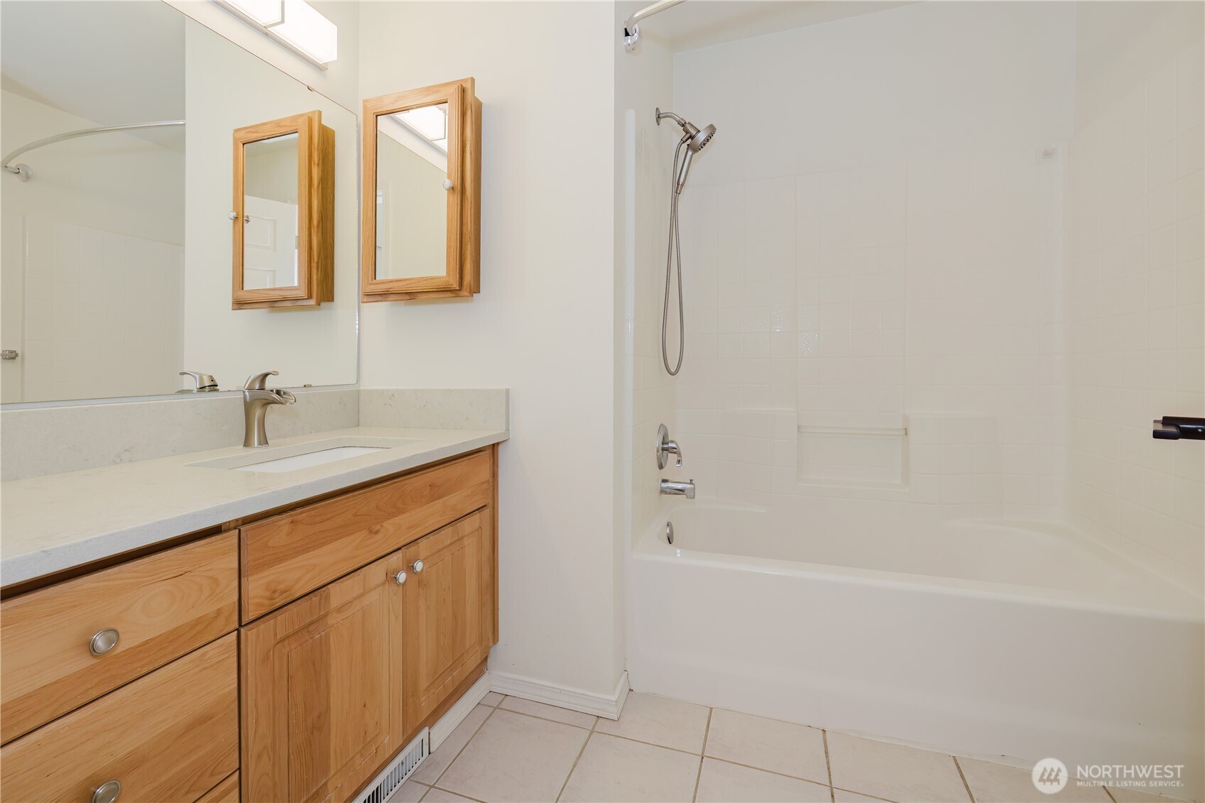 2759 Diamond Loop 3a Property Photo 19