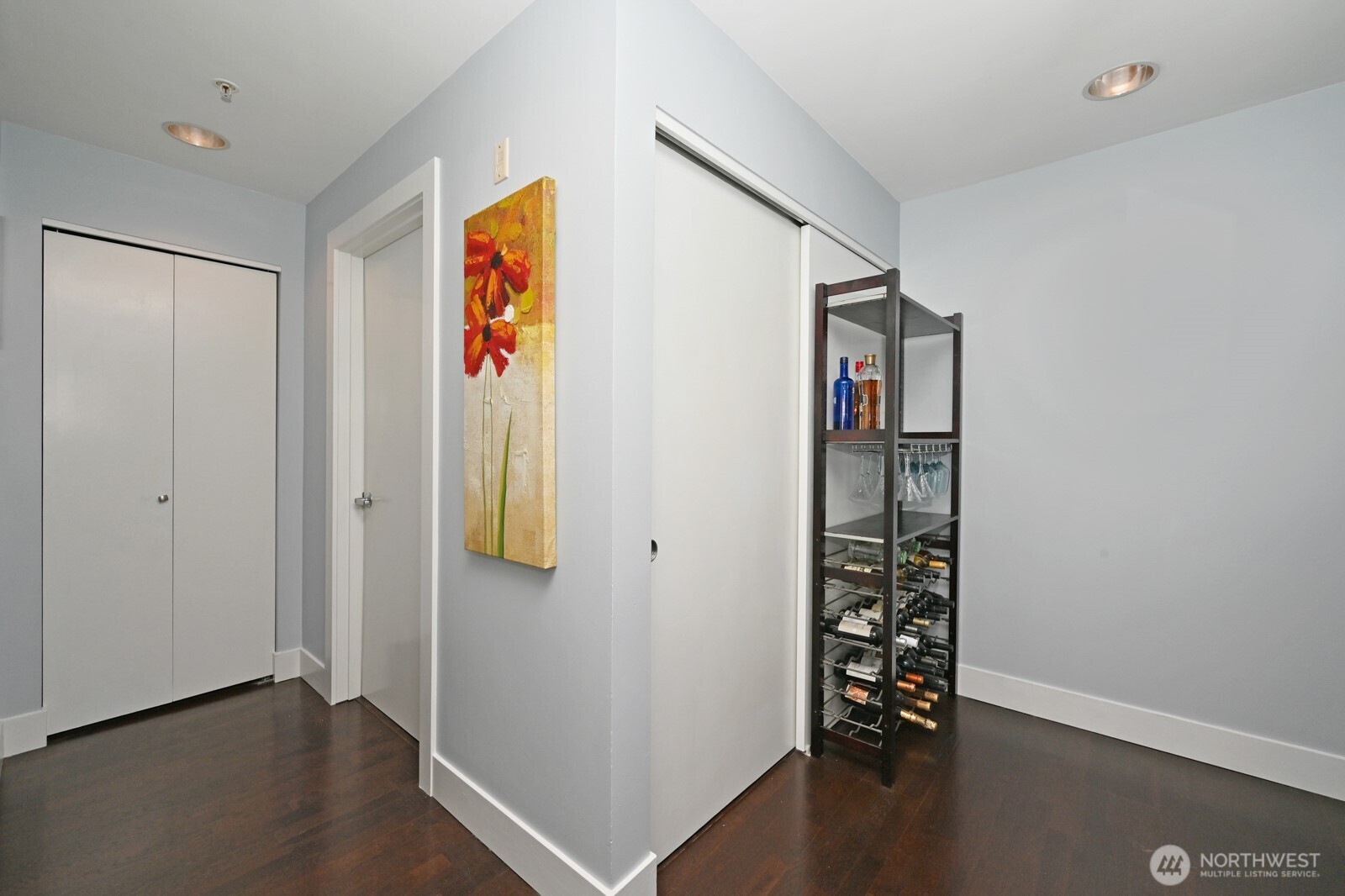 1711 E Olive Way 305 Property Photo 5