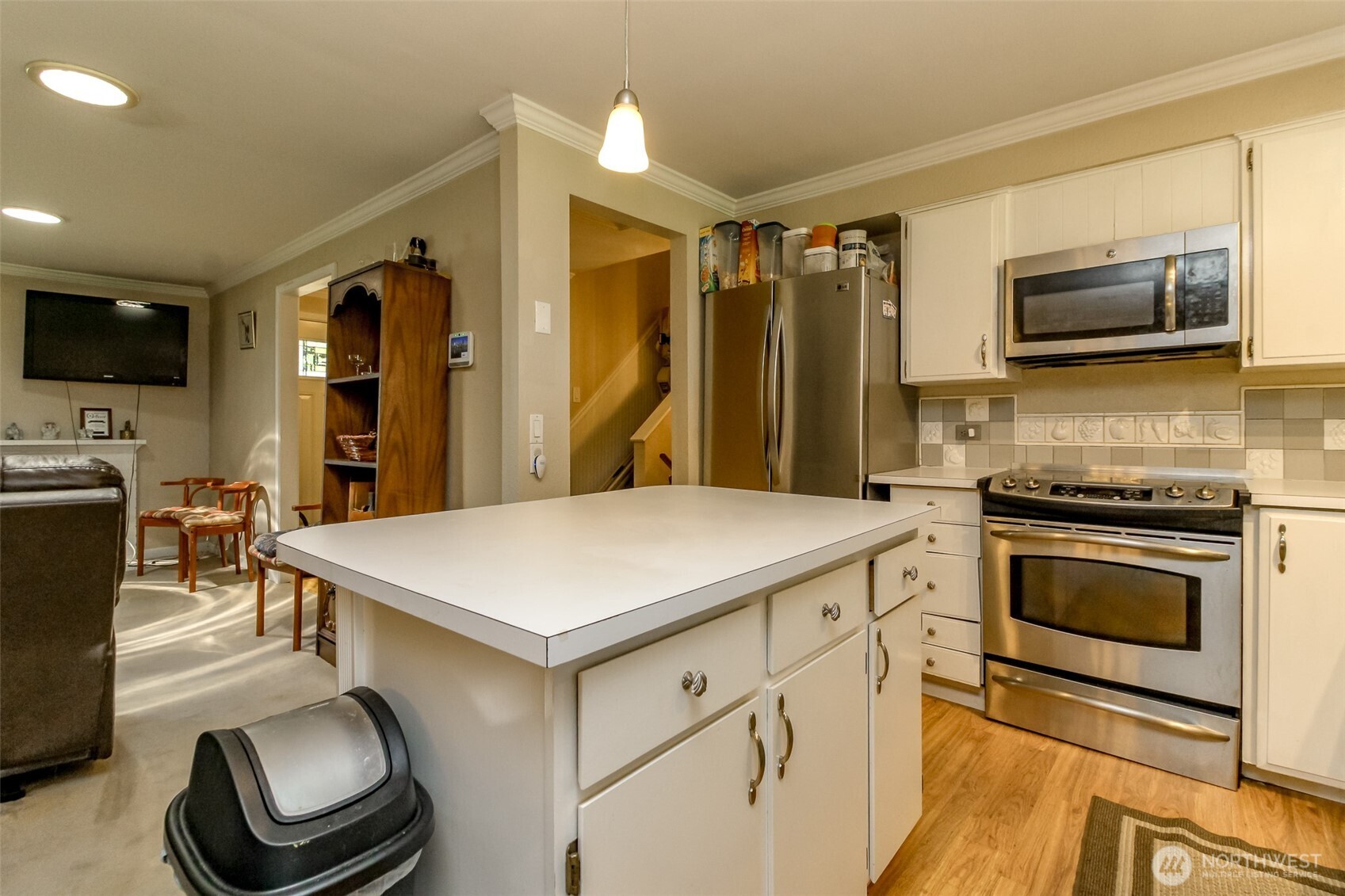 1301 Bel Air Road Property Photo 10