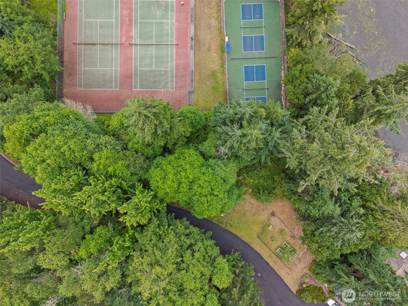 6 Kala Lagoon Court Property Photo 1