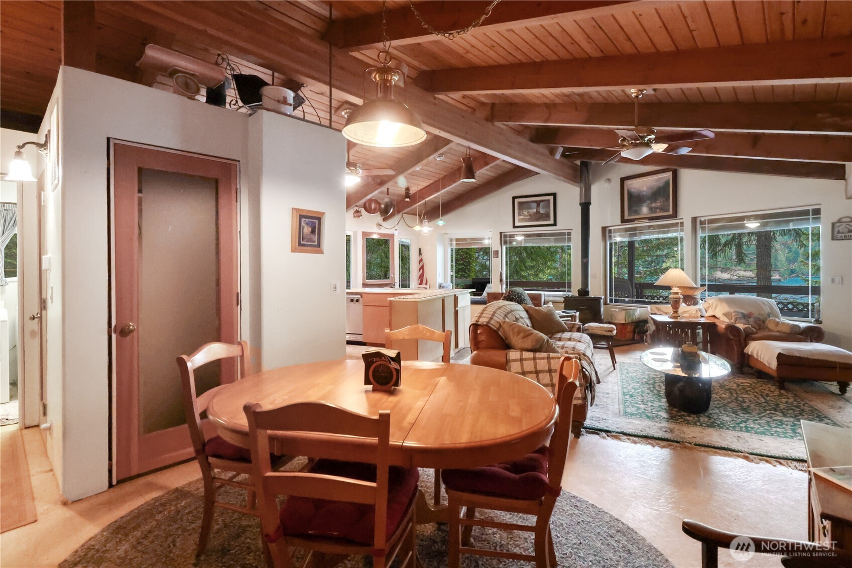 20 N Lakefront Loop Property Photo 12
