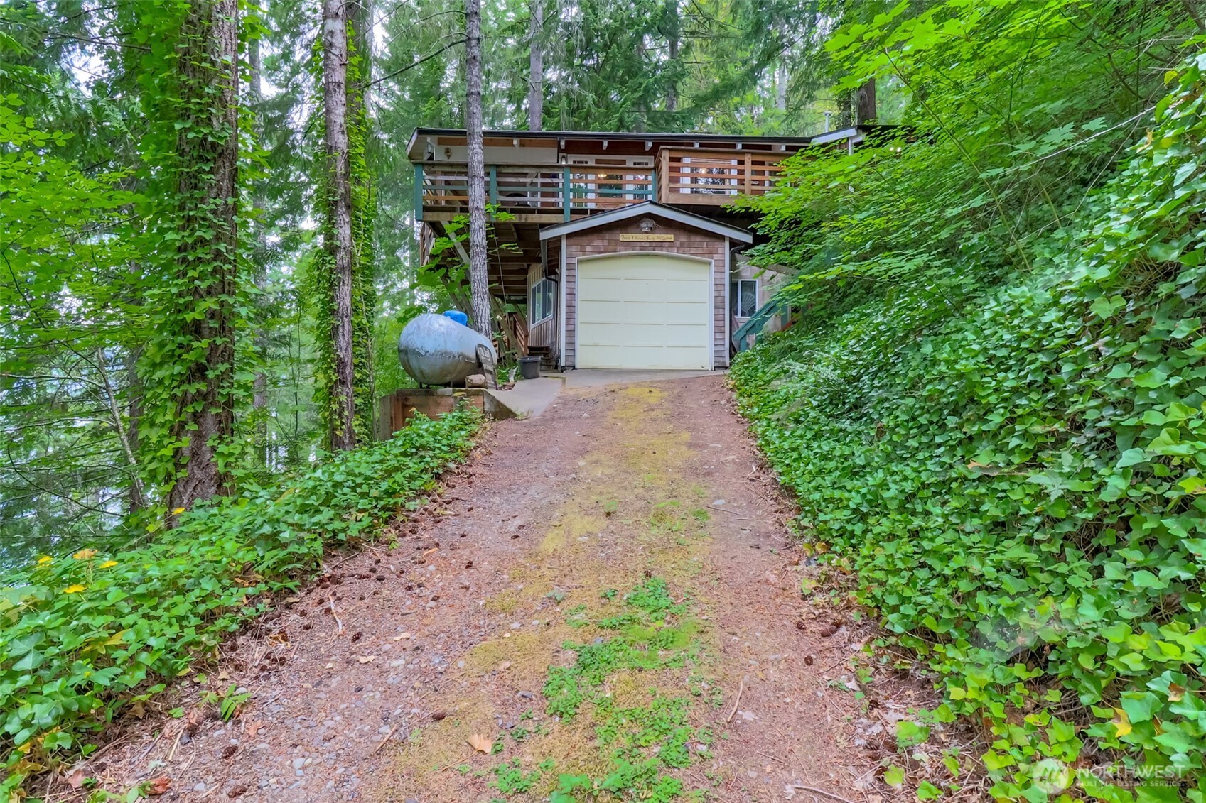 20 N Lakefront Loop Property Photo 24
