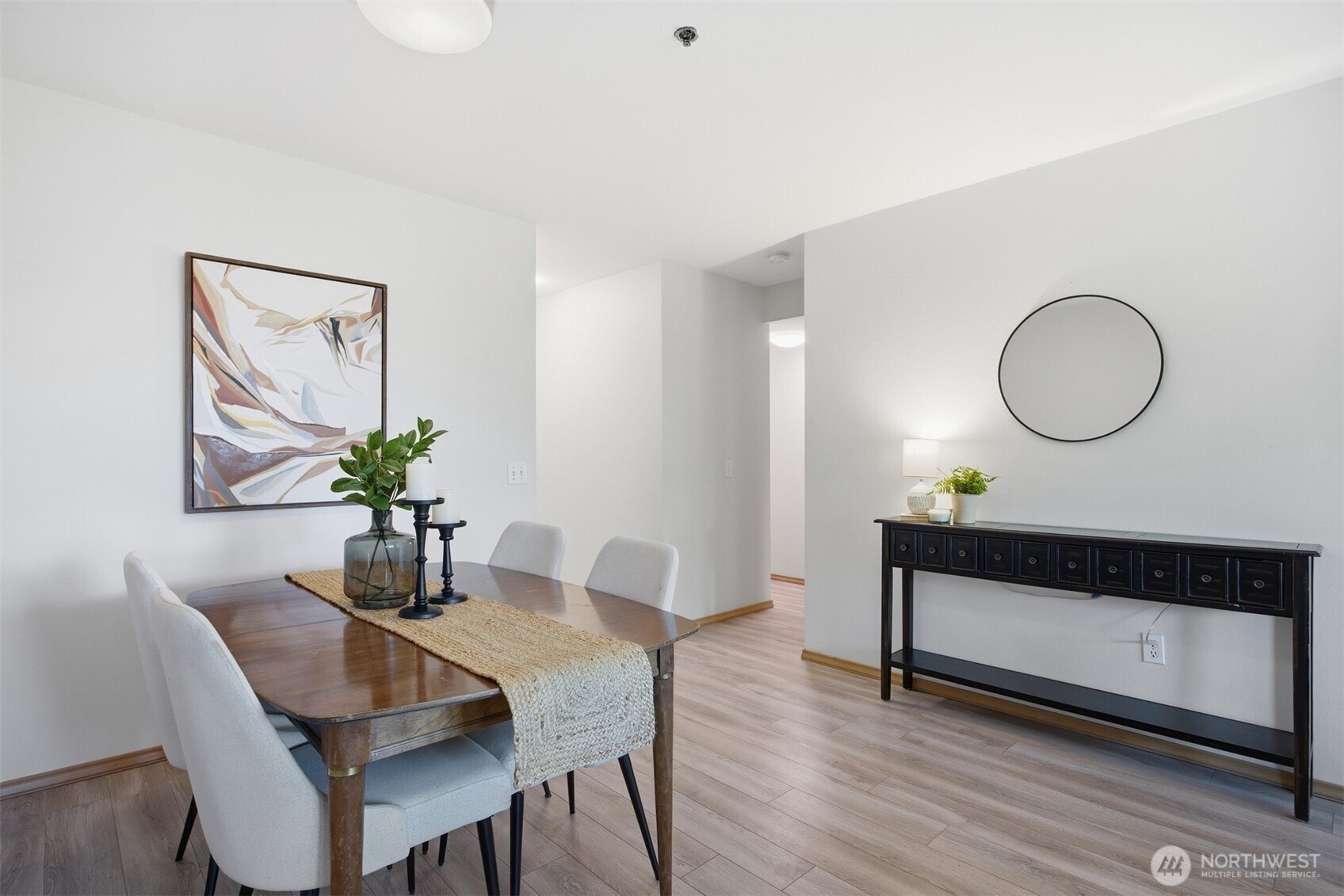 705 N State Street 102 Property Photo 11