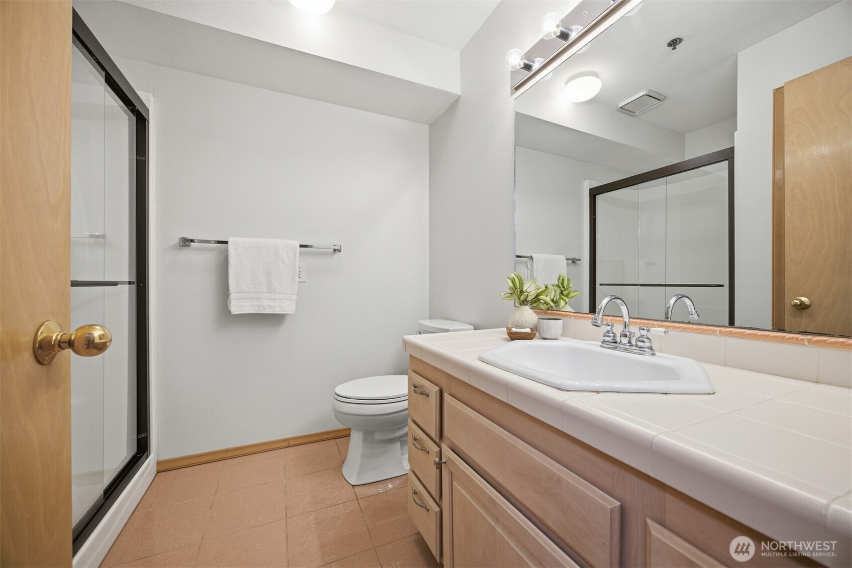 705 N State Street 102 Property Photo 33