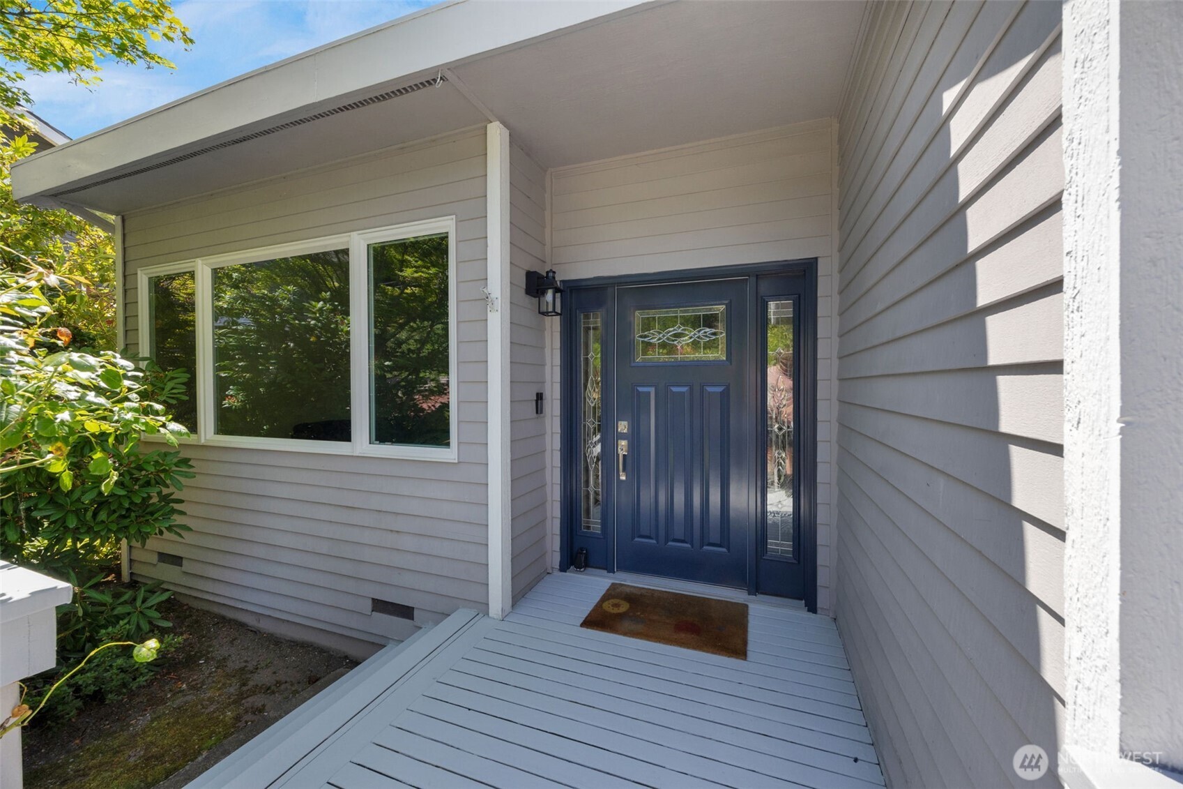 10128 63rd Place Property Photo 3