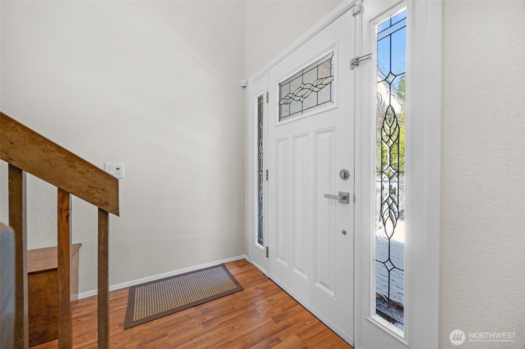 10128 63rd Place Property Photo 6
