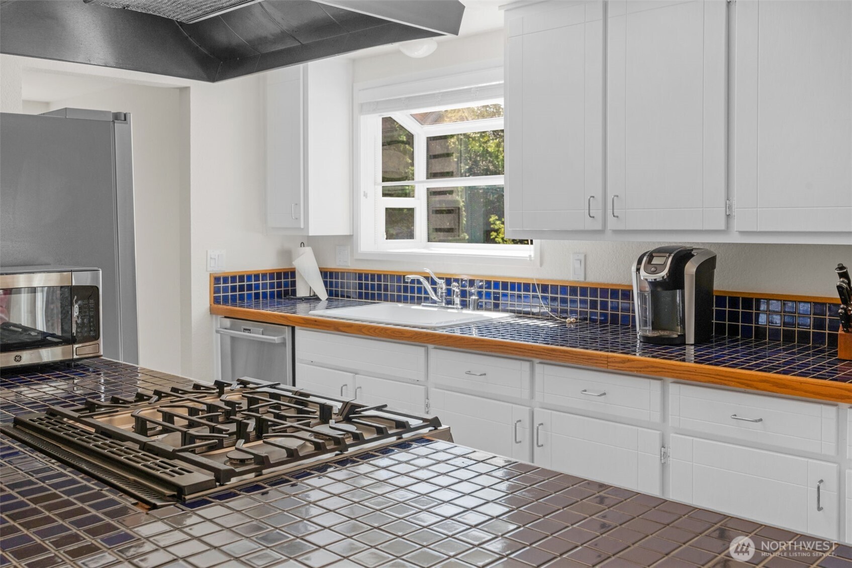 10128 63rd Place Property Photo 15
