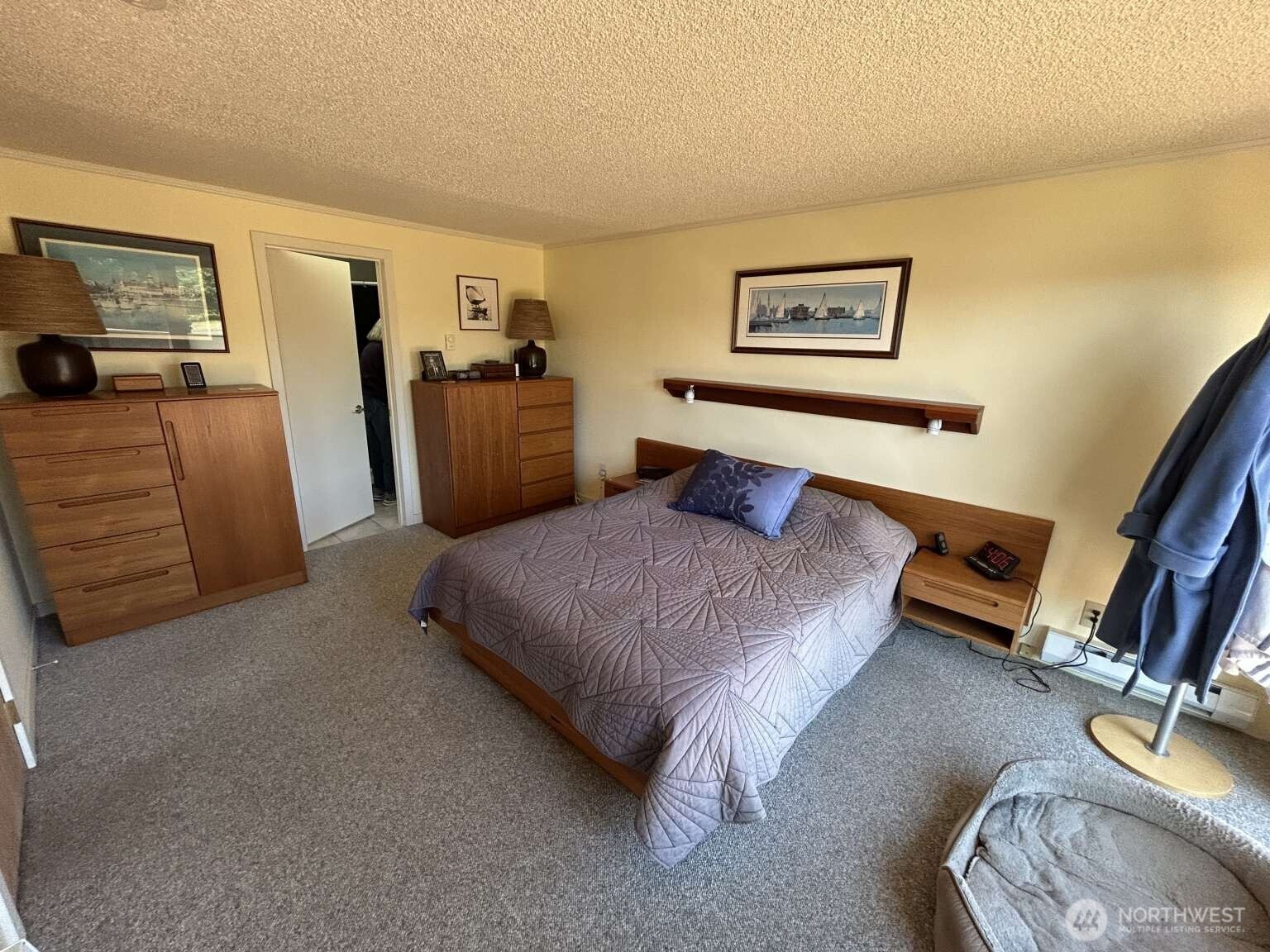 31 N Rhododendron Drive Property Photo 13