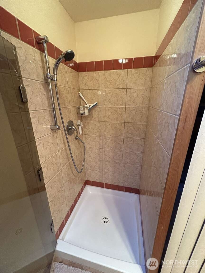 31 N Rhododendron Drive Property Photo 20