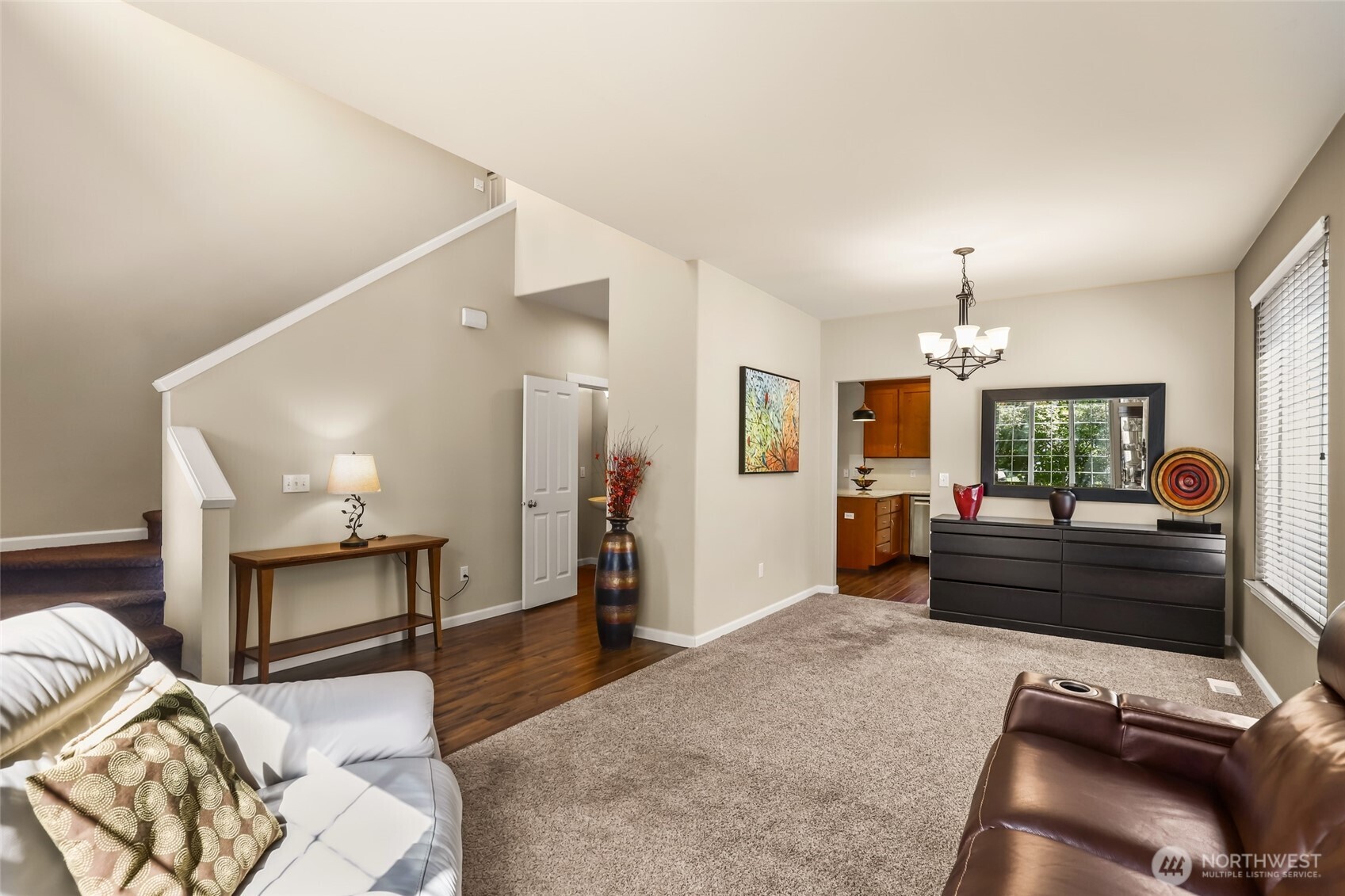 3711 Santis Loop Property Photo 5