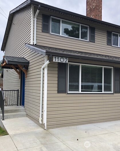 1100 23rd Property Photo 1