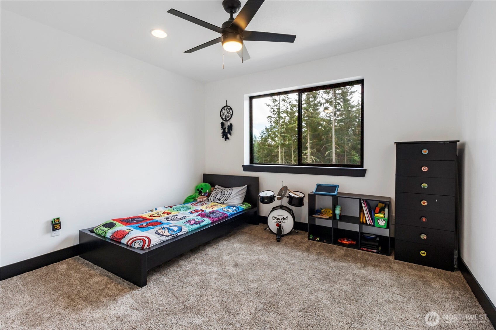 38922 Madrona Drive Property Photo 23