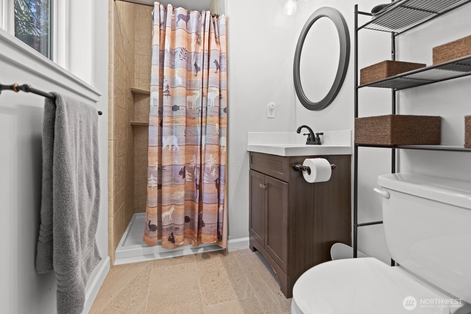 100 Ne Galley Way Property Photo 9